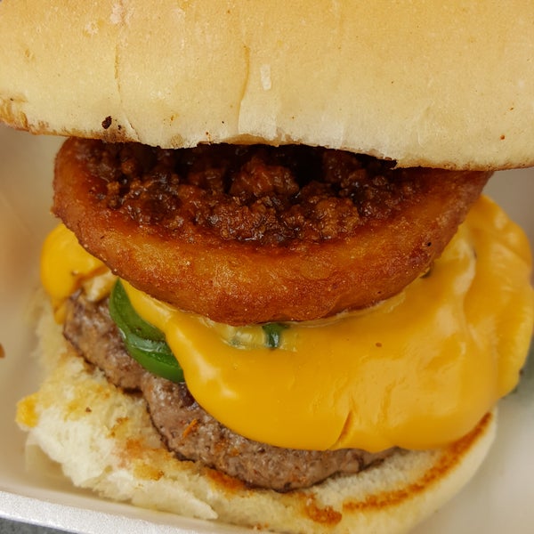 Beef 'n Buns 'n Paradise Ice Cream Parlor in Frederick