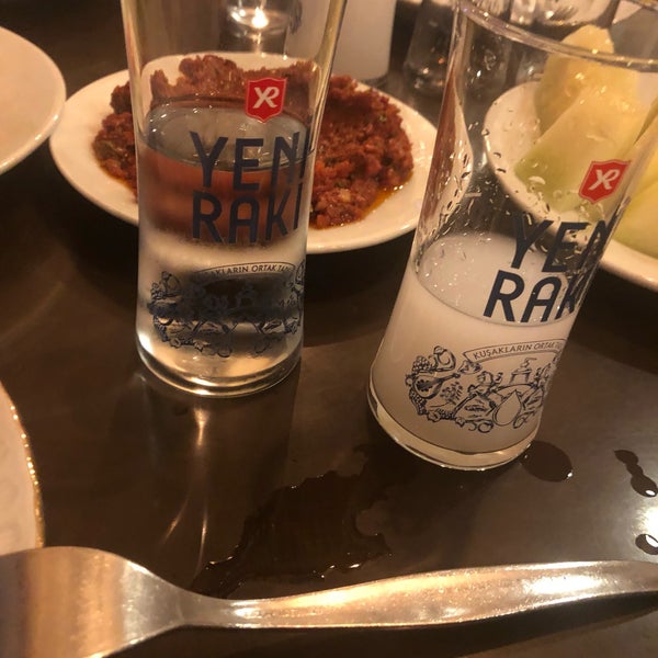 Foto scattata a Şişman Efes Pub da Ferro il 9/1/2019