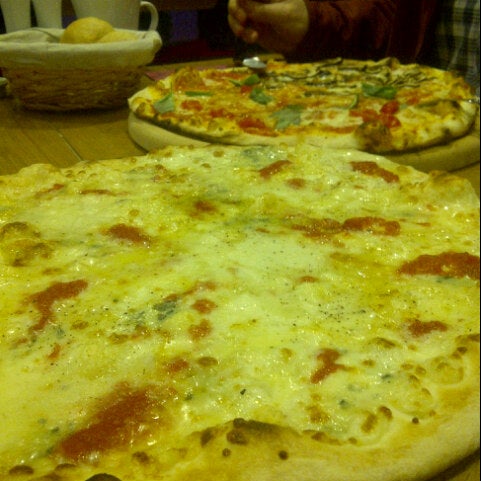 Photo taken at PepperJam Gourmet Pizza by Beyda A. on 2/23/2014