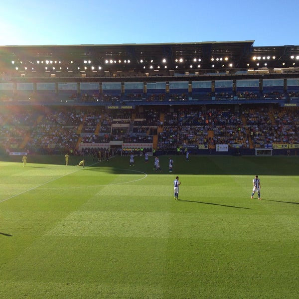 Foto scattata a Estadio El Madrigal da Pαυλινε . il 9/18/2016