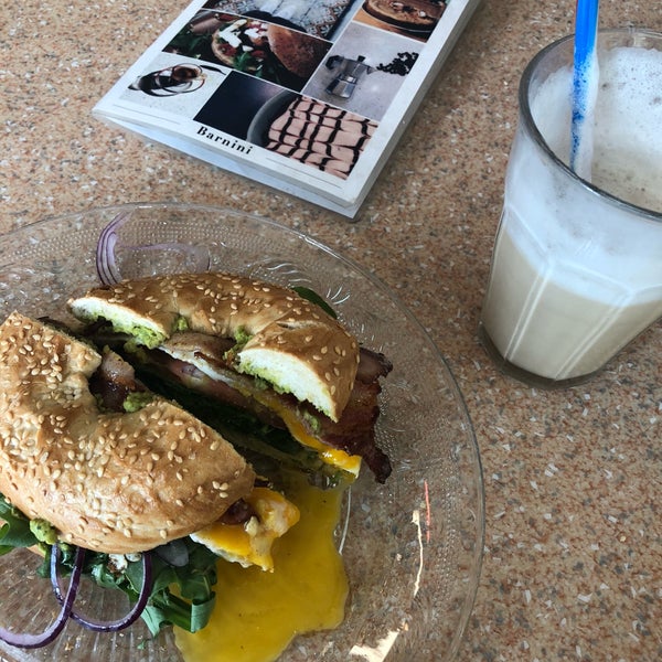 Yummy iced latte, fast service, but the bagel was nothing special. A little side salad would have been nice, it took me about 3 minutes to finish my meal.