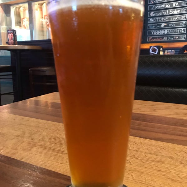 Photo taken at BJ&#39;s Restaurant &amp; Brewhouse by Jeff D. on 6/18/2019