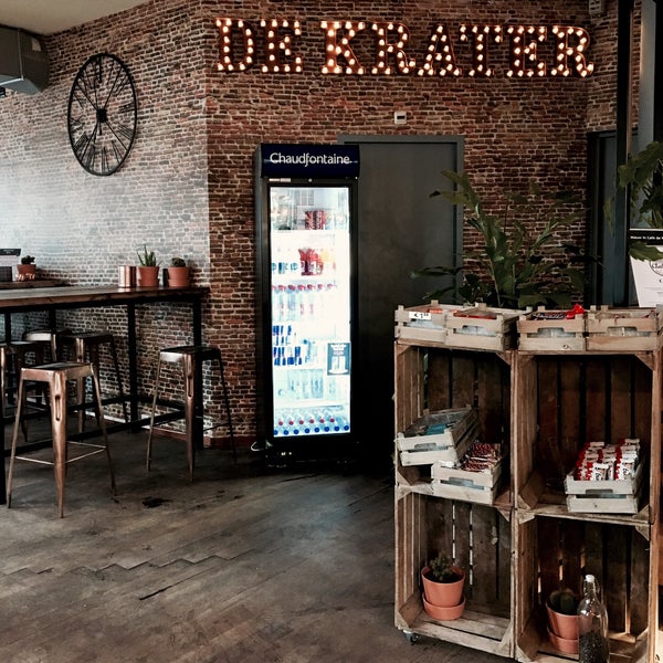 Café Krater Weesperbuurt en Plantage Roetersstraat 11