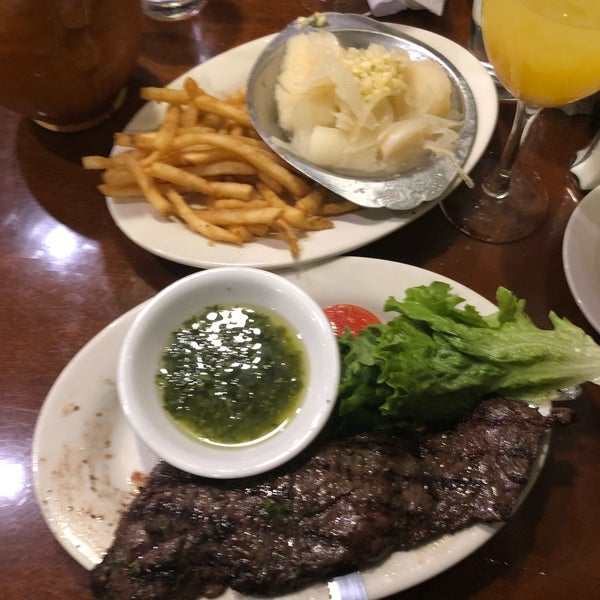 Foto scattata a Havana Restaurant da Clark V. il 2/2/2019