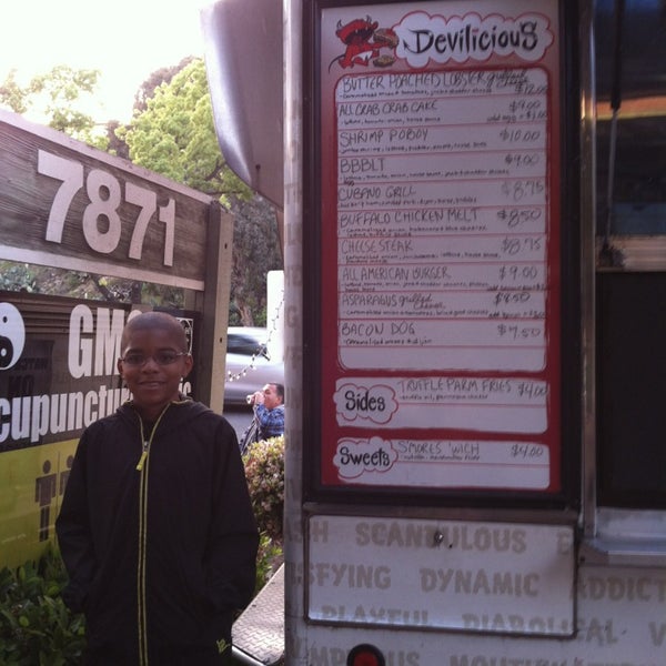 4/6/2013 tarihinde Munch74ziyaretçi tarafından Devilicious Food Truck'de çekilen fotoğraf
