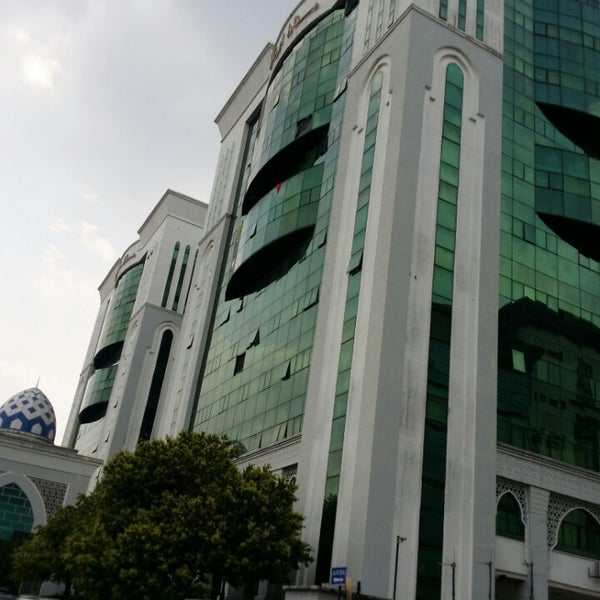 Photos at Menara Utara, Bangunan Sultan Idris Shah ( JAIS ...