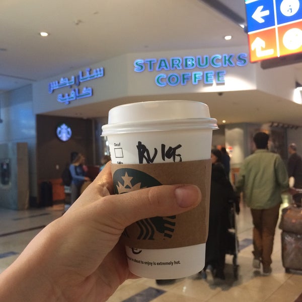 Das Foto wurde bei Starbucks von Rukiye A. am 9/17/2017 aufgenommen