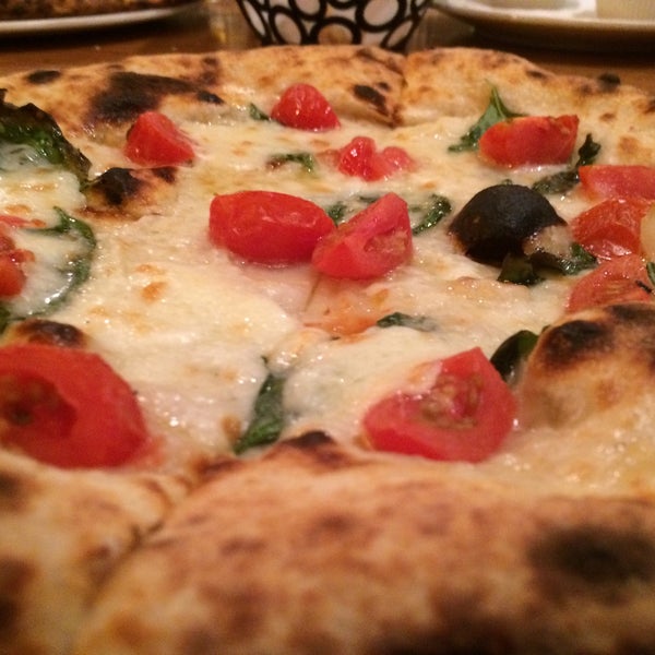 12/30/2016 tarihinde Donnie H.ziyaretçi tarafından Pizzeria Orso'de çekilen fotoğraf
