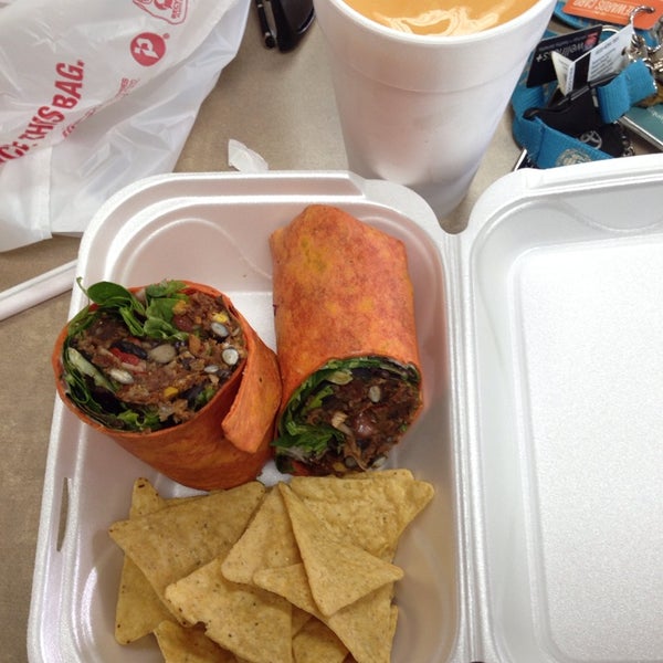 So much healthiness under one roof! They use hass avos! (Best kind!) so ask to add it to anything :) black bean and chili wrap with peach smoothie