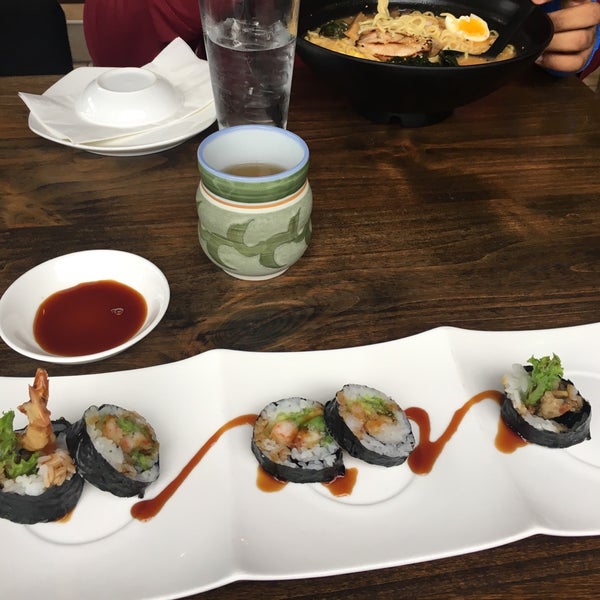 Foto scattata a I Privé - Sushi · Sake · Spirits da Myriam C. il 12/17/2018