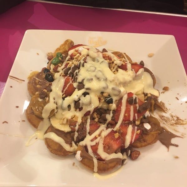 1/10/2018 tarihinde Mehtap S.ziyaretçi tarafından Kemal Usta Waffles'de çekilen fotoğraf
