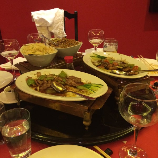12/5/2015에 Özlem B.님이 FonDRAGONPearl Chinese &amp; Sushi Restaurant - Adana HiltonSA에서 찍은 사진