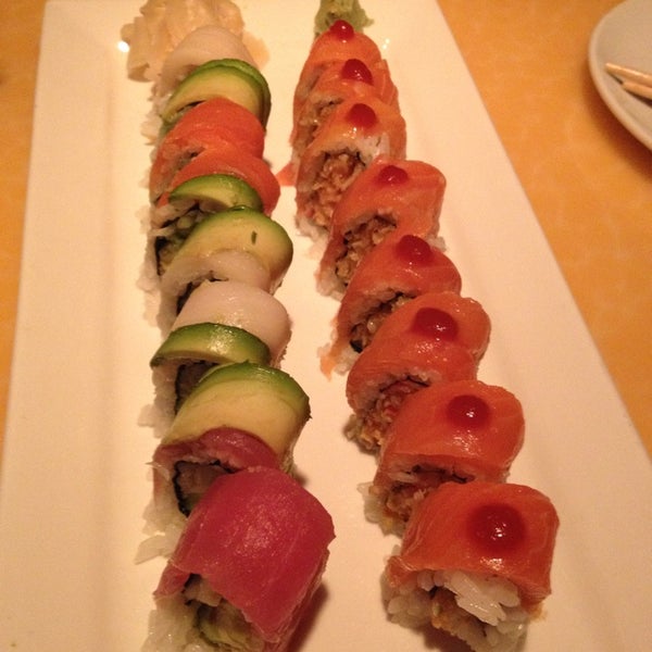 Foto diambil di Haiku Sushi Steakhouse oleh Heidi S. pada 6/18/2014