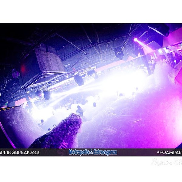 5/17/2015にKoma S.がMetropolis &amp; Extravaganzaで撮った写真