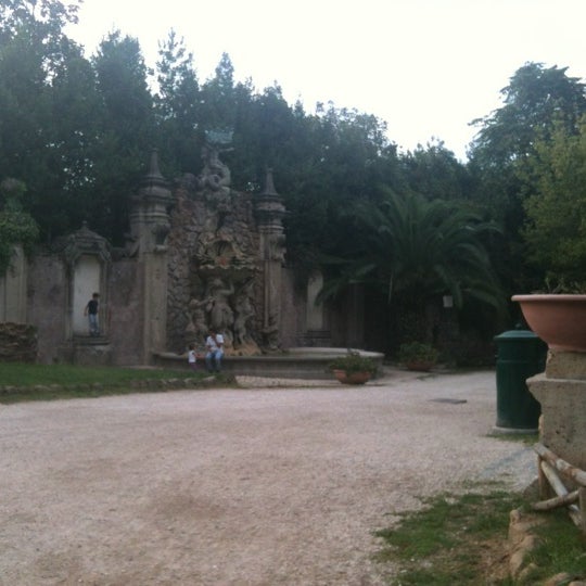 Photo taken at Villa Sciarra by Rodolfo on 9/28/2012