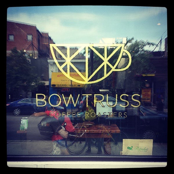 รูปภาพถ่ายที่ Bow Truss Coffee Roasters โดย yo! เมื่อ 6/16/2013