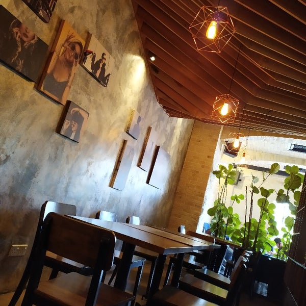 Granite Kitchen Lounge Bar Jalan Bu 1 11 Lebuh Bandar Utama