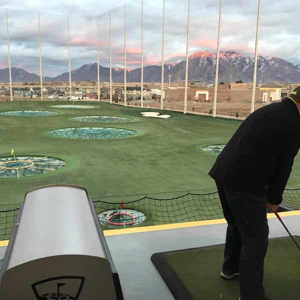 Photo taken at Topgolf by Ronie B. on 2/3/2018