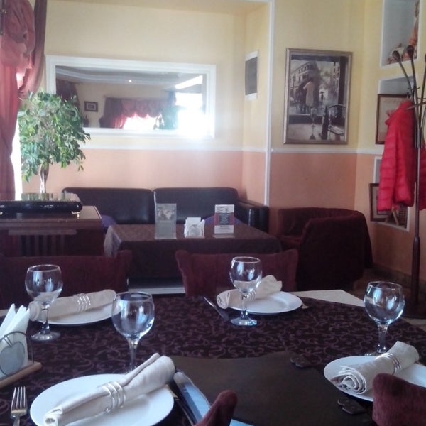 Мясной дворик краснообск. Мясной дворик в витязево. Мясной дворик кафе. Мясной дворик куровское. Мясной дворик кафе.