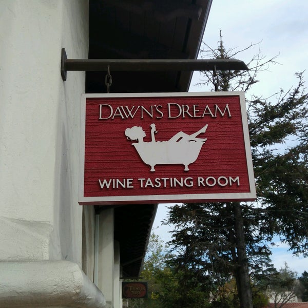 Foto tirada no(a) Dawn&#39;s Dream Winery por Jean Y. em 10/10/2016
