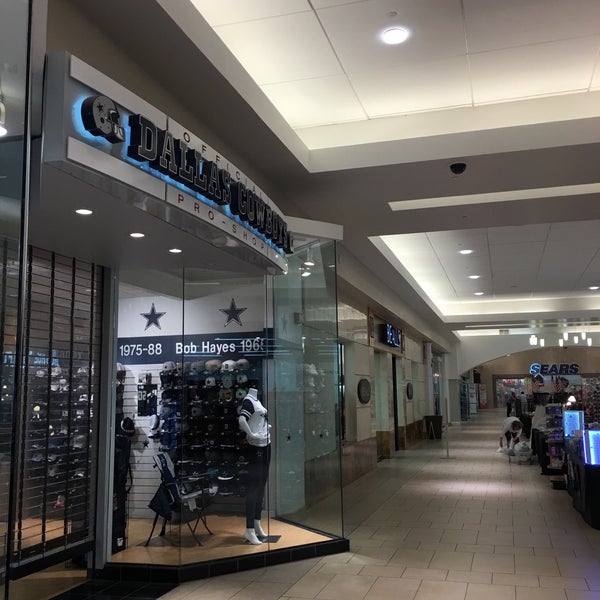 Dallas Cowboys Pro Shop - Mall del Norte - Clothing Store in Laredo