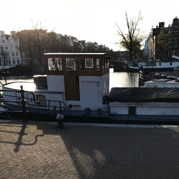 Photo taken at Mobypicture boat by Alewijn B. on 10/25/2017