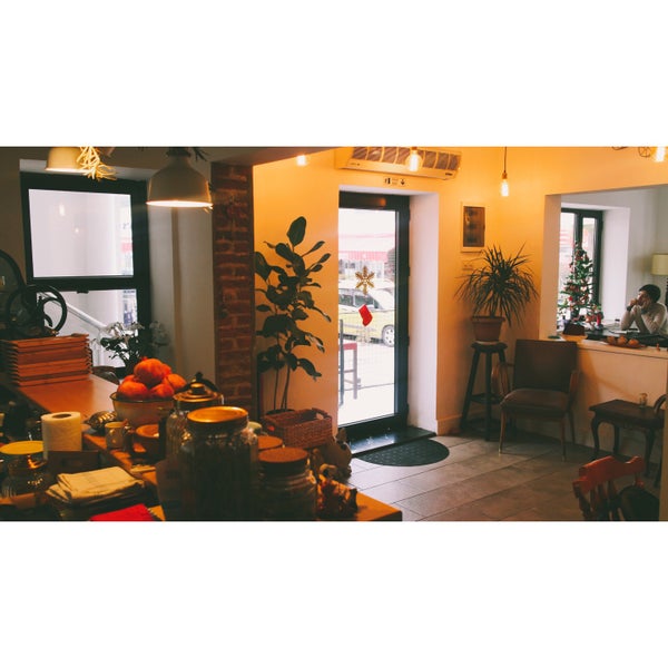 12/29/2016 tarihinde Mustafa T.ziyaretçi tarafından Pelo Cafe'de çekilen fotoğraf