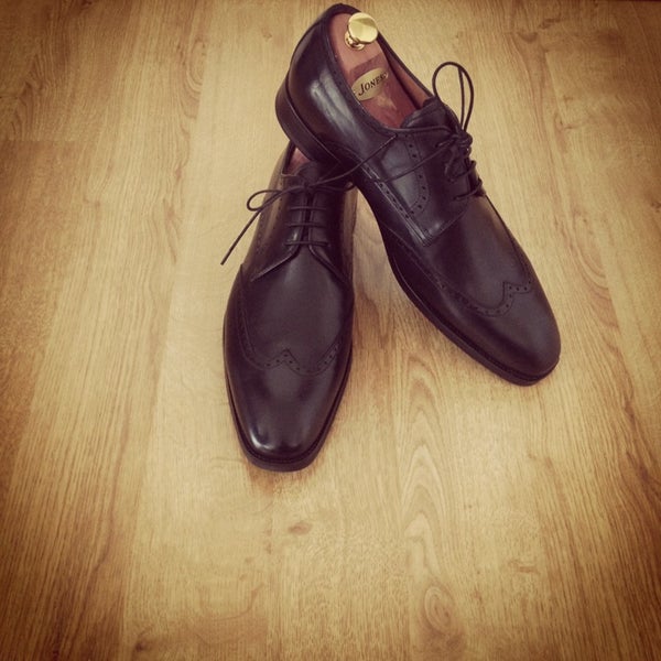 jones bootmaker westfield stratford
