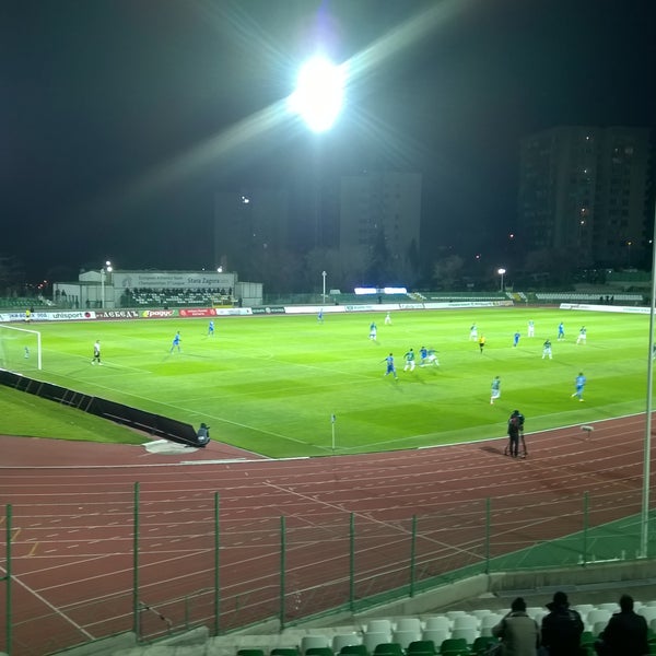 Das Foto wurde bei Стадион Берое (Beroe Stadium) von Драгомир Д. am 12/2/2015 aufgenommen