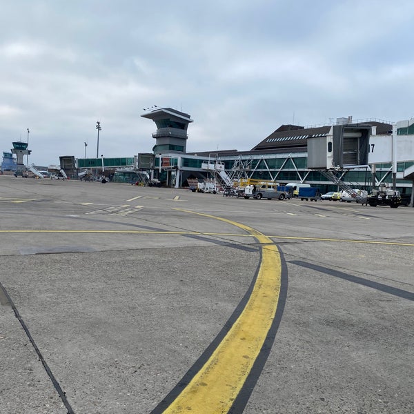 Foto tirada no(a) Aéroport Strasbourg-Entzheim (SXB) por Vincent S. em 12/18/2021