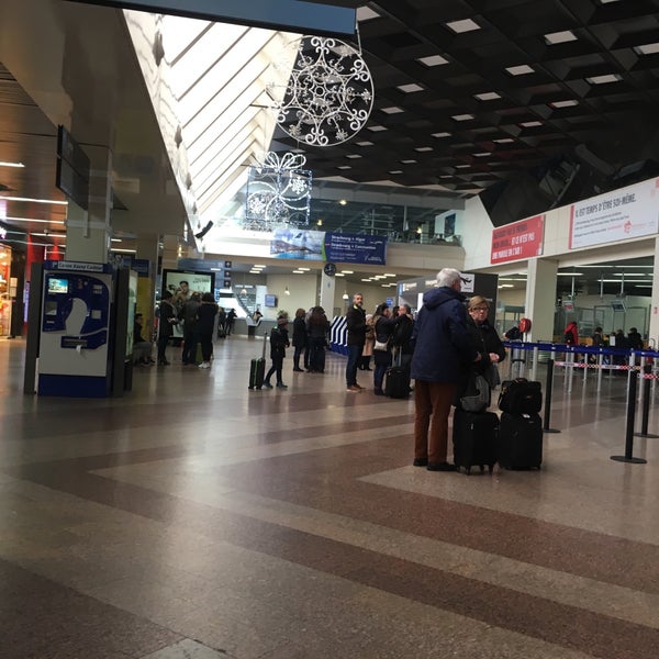 Foto tirada no(a) Aéroport Strasbourg-Entzheim (SXB) por Vincent S. em 12/30/2018