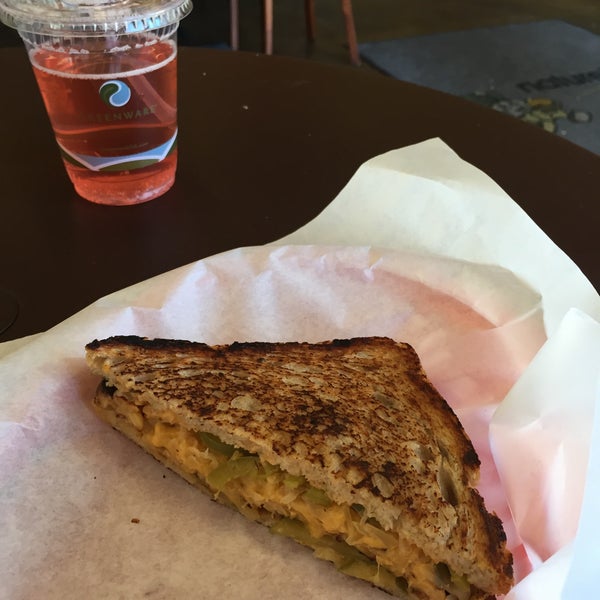 Nature's Express (Now Closed) Vegan and Vegetarian Restaurant in Thousand Oaks