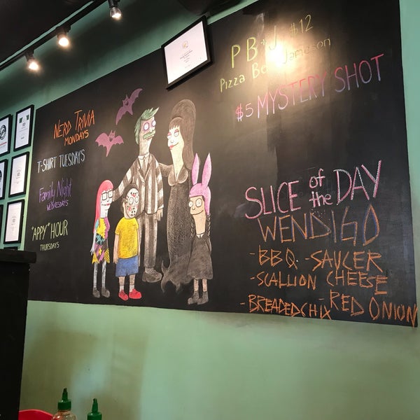 Photo taken at Flying Saucer Pizza Company by Joe C. on 9/22/2018