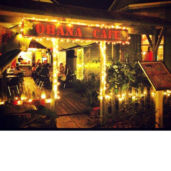 Photo taken at Ohana Cafe by phillipe d. on 8/3/2014