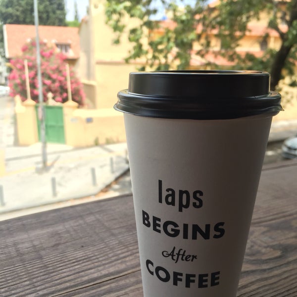 Снимок сделан в The Laps - 3rd Wave Coffee Shop &amp; Roastery пользователем O A. 6/14/2016