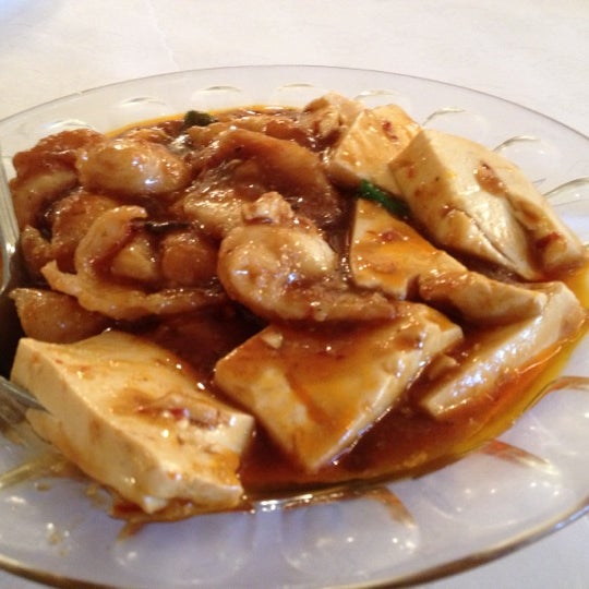 11/7/2012 tarihinde Kevin L.ziyaretçi tarafından Hangen Szechuan Restaurant'de çekilen fotoğraf