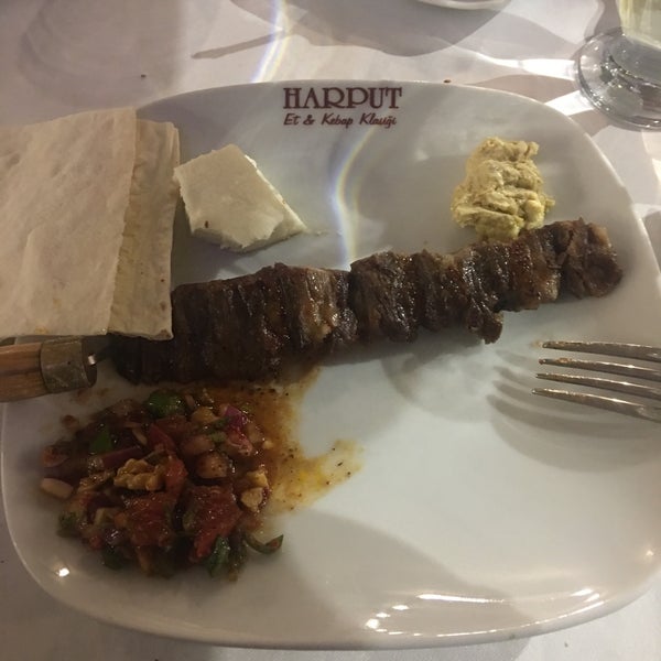 Foto scattata a Ataköy Bahçem Restaurant da Murat Y. il 11/15/2017