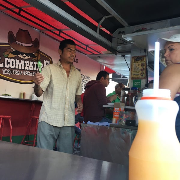 Tacos El Muerto 55 tips