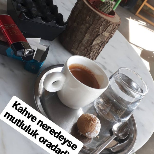 Снимок сделан в The Way Coffee &amp; Kitchen пользователем Cumhuriyet K. 9/12/2018