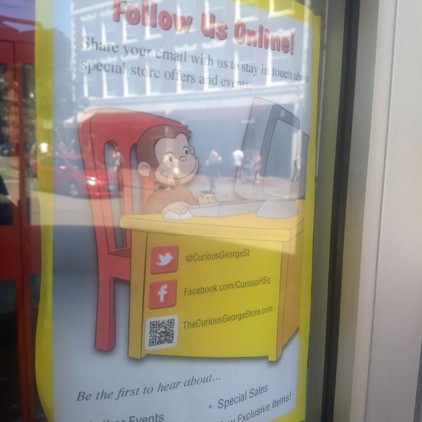 Foto scattata a World&#39;s Only Curious George Store da Kit K. il 7/2/2019