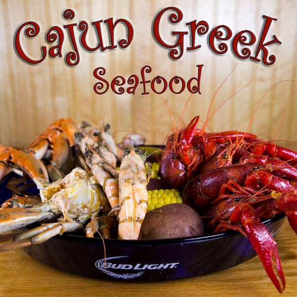 Das Foto wurde bei Cajun Greek - Seafood von Cajun Greek - Seafood am 8/13/2016 aufgenommen