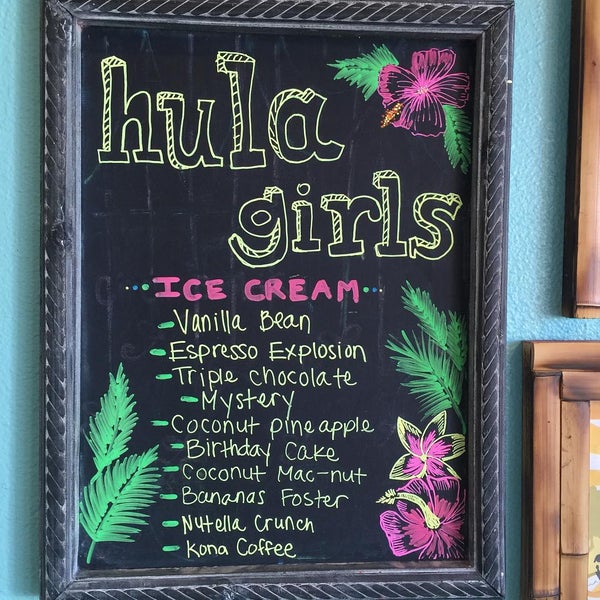 Foto diambil di Hula Girls Shave Ice, Dole Whip &amp; Hand Made Ice Cream oleh Jason L. pada 2/3/2016