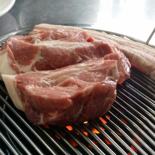 채돈이 - 반송동 - 방문자 25명의 팁 2개 채돈이
