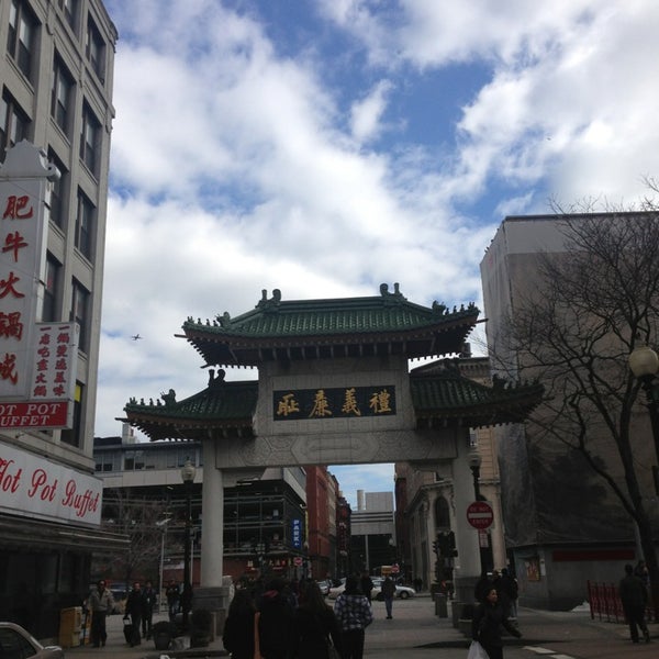 New Golden Gate - Chinese Restaurant in Chinatown - Leather District