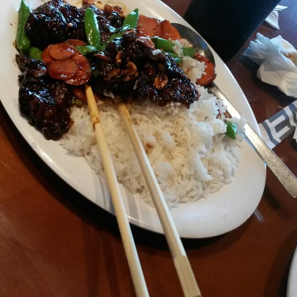 Photo taken at Pei Wei by 1 2. on 10/28/2014