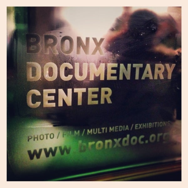 Снимок сделан в Bronx Documentary Center пользователем Irina 1/19/2014