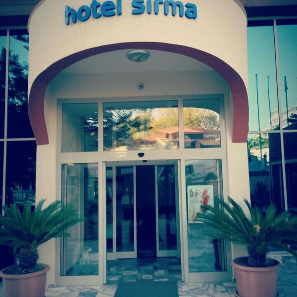 Photo taken at Sırma Hotel by .u .. on 9/10/2015