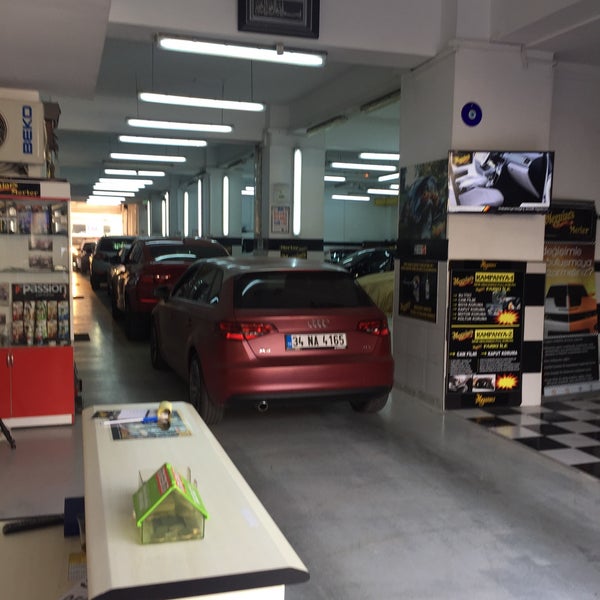 5/5/2017에 TC Özgür Y.님이 Meguiars Merter Show Car Detail Center에서 찍은 사진