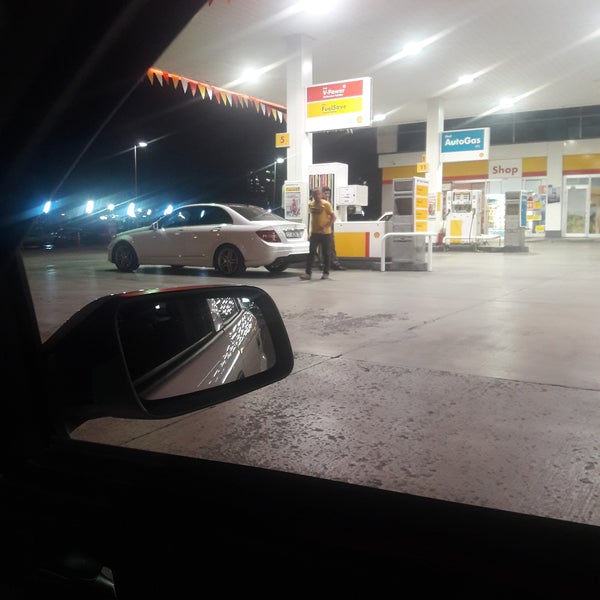Photo taken at Shell by MEHMET on 9/25/2017