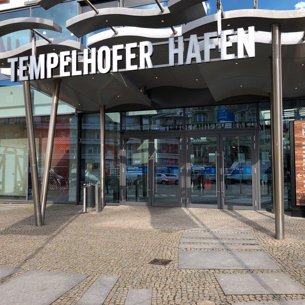 รูปภาพถ่ายที่ Tempelhofer Hafen โดย Christian P. เมื่อ 3/5/2020